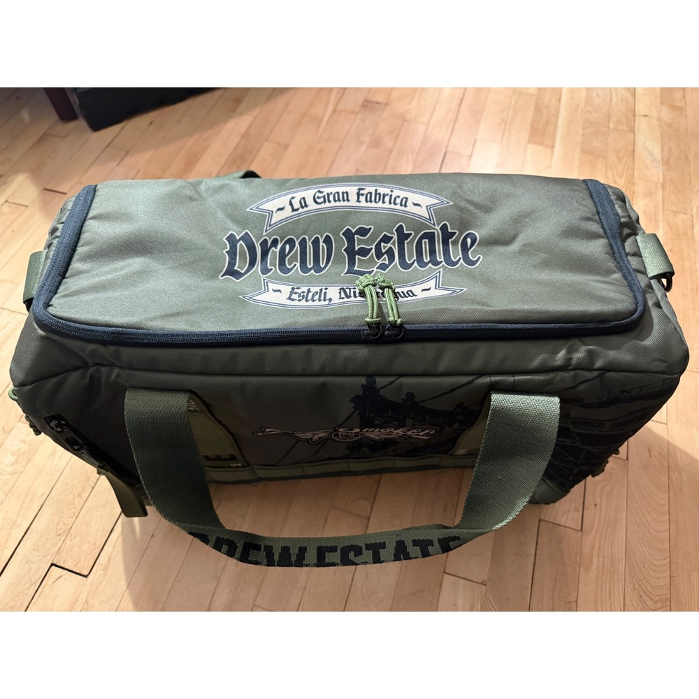 Drew Estate Barn Smoker Gear Bag Olive Green Duffel Travel Cigar Bag Cooler